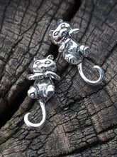 Pendientes vintage de plata con estampado de gato